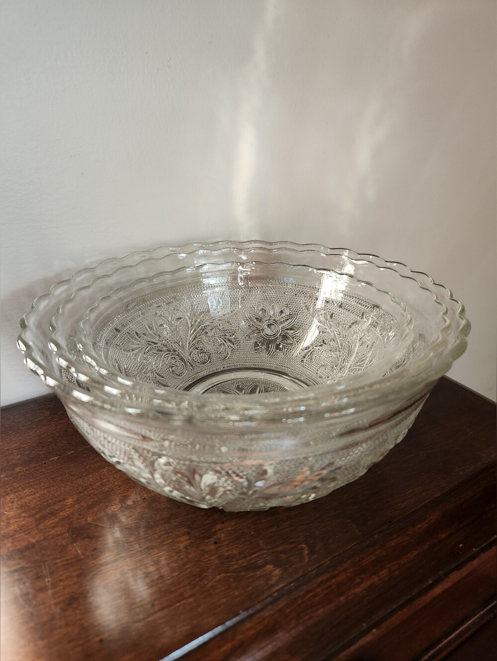 Set of 3 Vintage Anchor Hocking Sandwich Nested Serving Bowls 6.5" 7.5" 8.25"